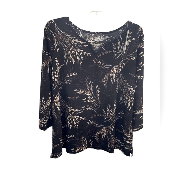 NWT Croft & Barrow Women's Black and Tan Floral Long Sleeve Blouse - Picture 2 of 7